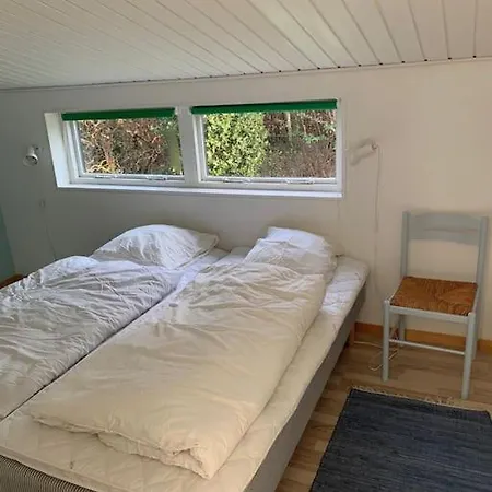 Lyst Og Romantisk Sommerhus Taet Pa Stranden Сasa de vacaciones Stege