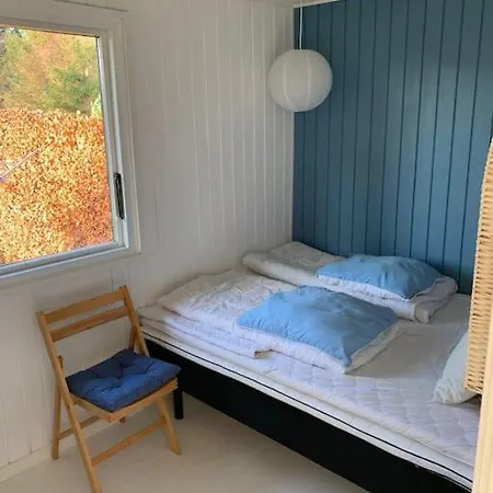 Lyst Og Romantisk Sommerhus Taet Pa Stranden * Stege